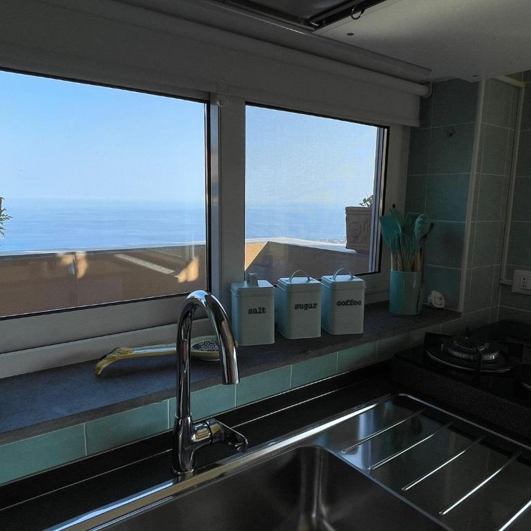 Taormina on the rock - Two-Bedroom Apartment - 4