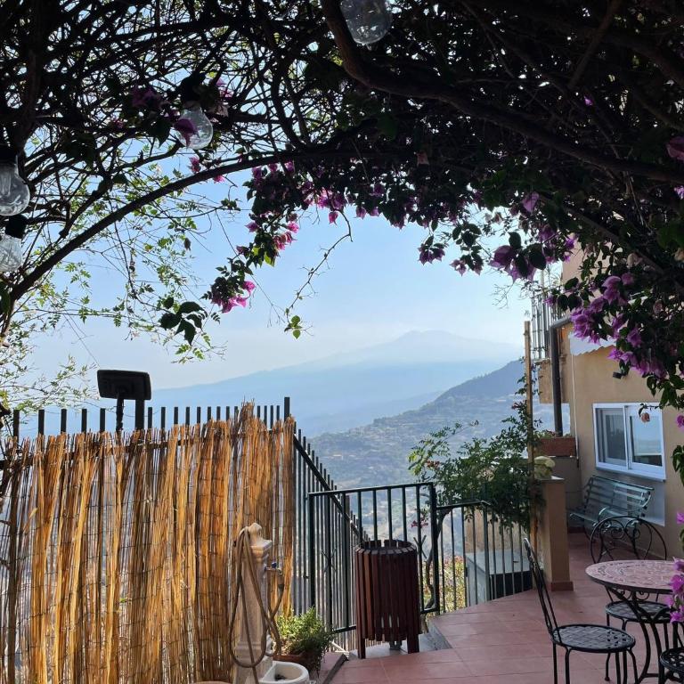 Taormina on the rock - Two-Bedroom Apartment - 19