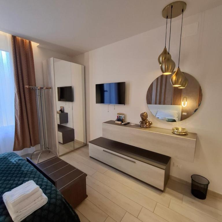 Suite House 5 Terre - Camera King Deluxe - 7