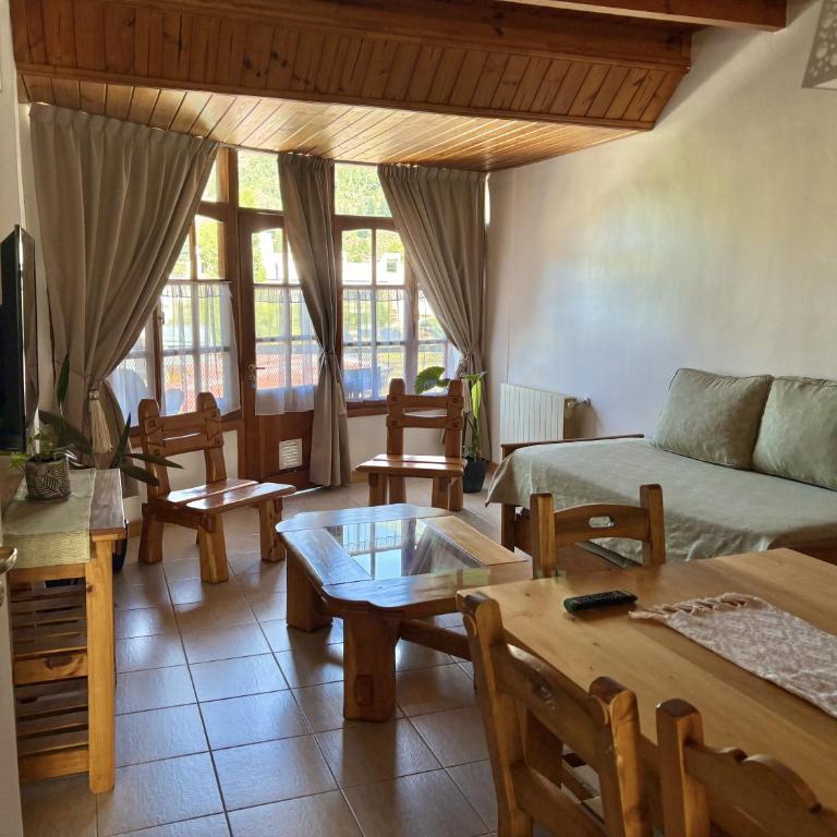 Depto 2 dorm Centro con estacionamiento - Two-Bedroom Deluxe Apartment - 3