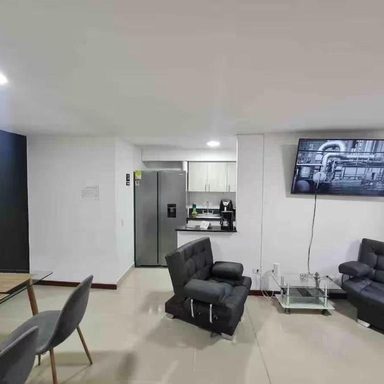 Alojamiento Excepcional en zona Turística - Apartamento de 3 dormitorios - 3