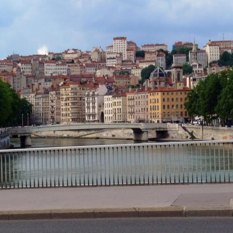 Cosy studio Lyon 1er Croix Rousse - Appartement - 21