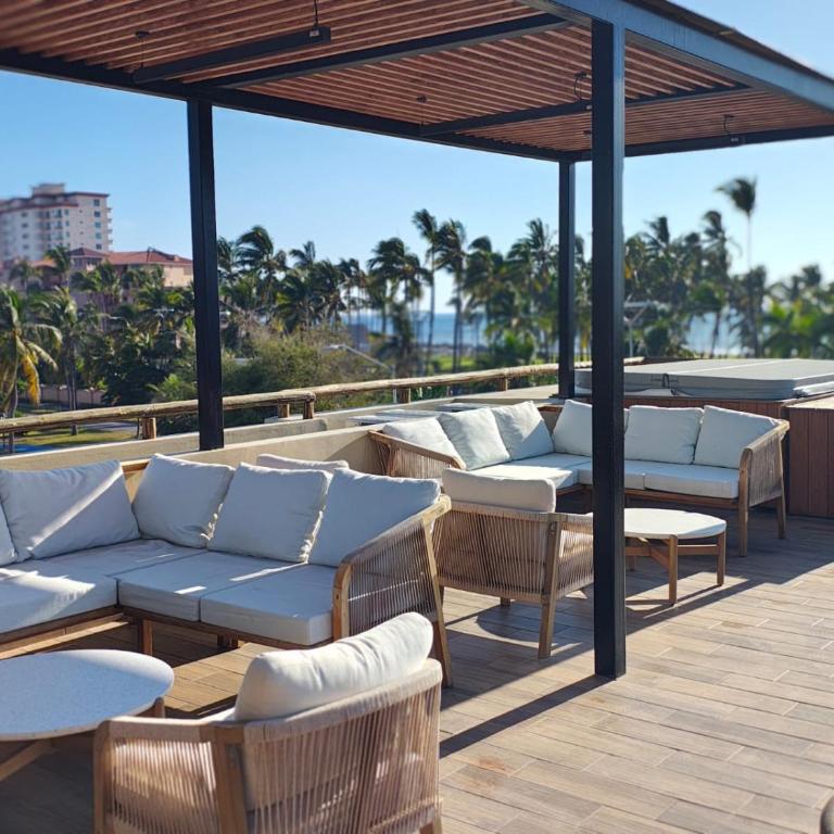 Nuevo departamento con acceso frente a la playa, jacuzzi y alberca climatizada - One-Bedroom Apartment - 16