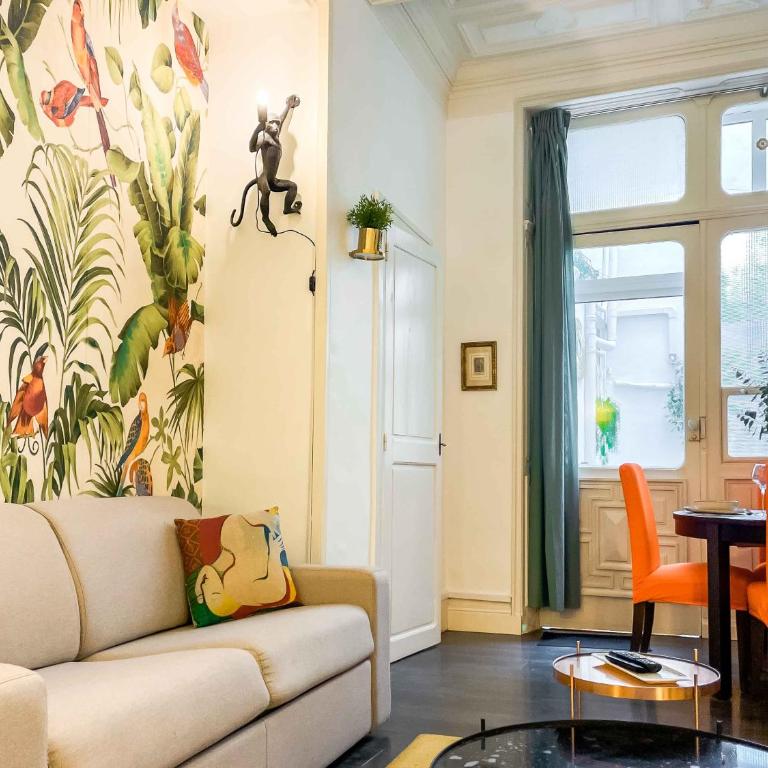 RétroMirabeau "Le Jacobin" - 75m2 - TERRASSE EXTERIEURE PATIO- 2 à 4 pers - CALME - COURS MIRABEAU HALLES GARE - EMPLACEMENT TOP - Chèques Vacances CONNECT - Apartamento - 2 niveles - 12