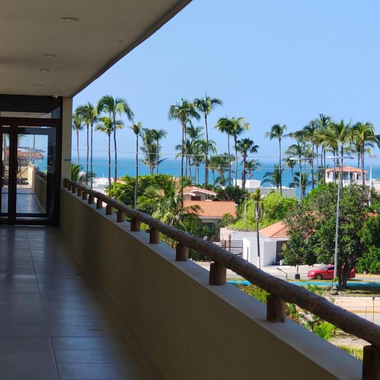 Nuevo departamento con acceso frente a la playa, jacuzzi y alberca climatizada - One-Bedroom Apartment - 12