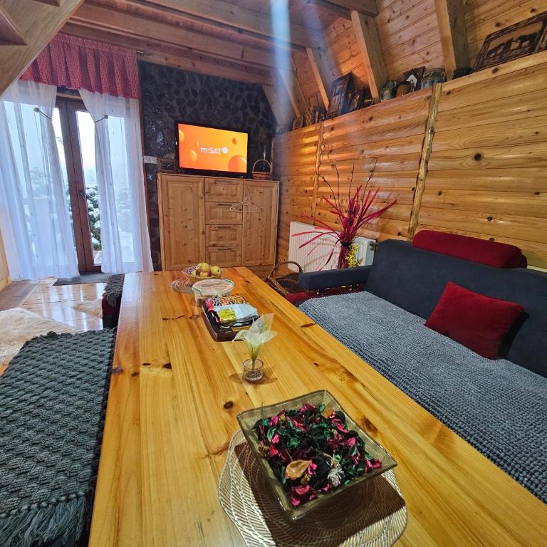 Villa Adanis - Three-Bedroom Townhouse - 5