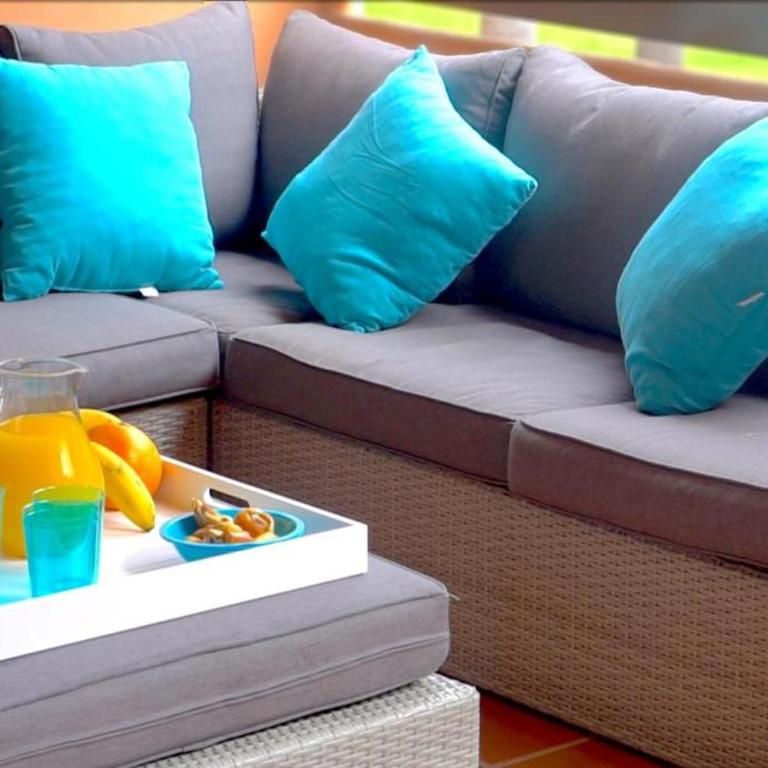 MARBELLA APARTMENT I Beachside and Extra Spacious, next to Marriott Playa Andaluza, Private HEATED Jacuzzi, 6 Swimming Pools, Gym, Padel & Tennis - Apartment mit 2 Schlafzimmern - 4