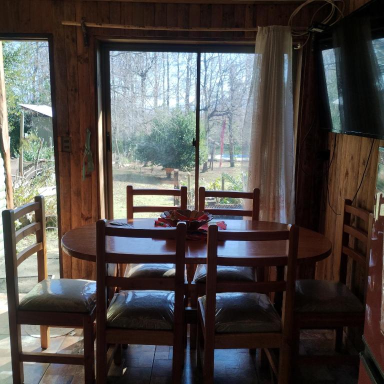 Refugio Pucura - Two-Bedroom Chalet - 4