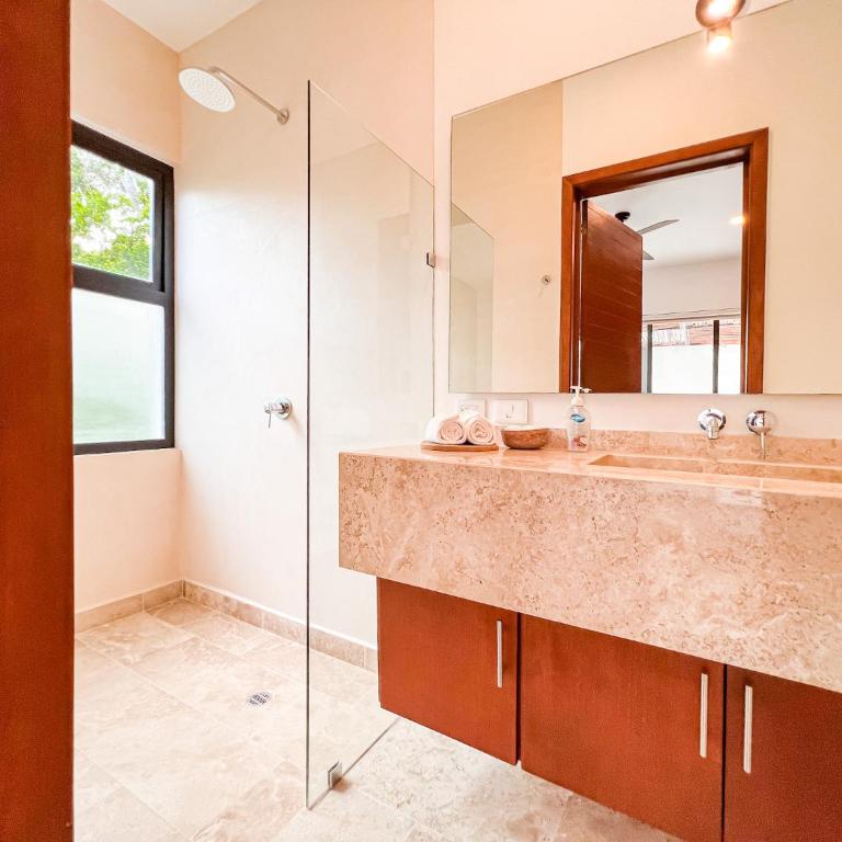 Hermosa Villa con Alberca privada 6px 3R - Three-Bedroom Villa - 8