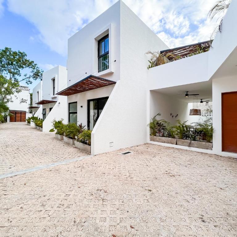 Hermosa Villa con Alberca privada 6px 3R - Three-Bedroom Villa - 36