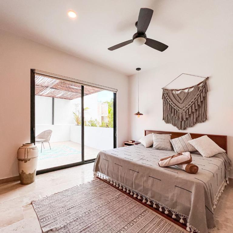 Hermosa Villa con Alberca privada 6px 3R - Three-Bedroom Villa - 67
