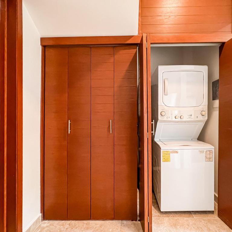 Hermosa Villa con Alberca privada 6px 3R - Three-Bedroom Villa - 69