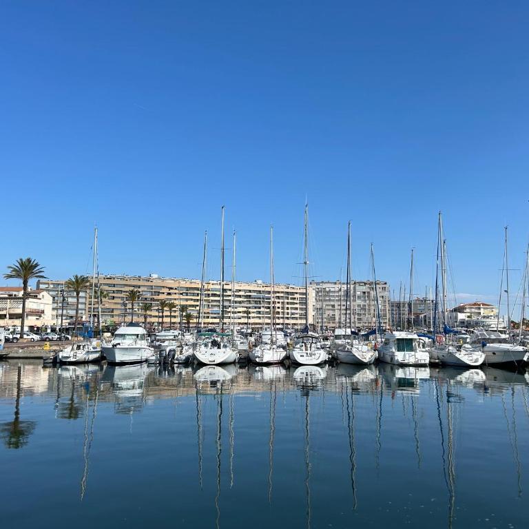 Saint-Cyprien: T3 en RDC, Terrasse, Parking, à 600m de la Plage - FR-1-793-15 - Apartment - 15