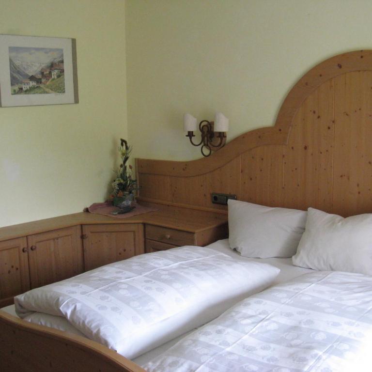 Landhaus Laner - Doppelzimmer mit Balkon - 5