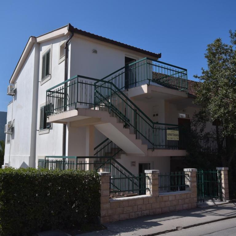 Apartments Mako - One-Bedroom Apartment with Balcony - 47