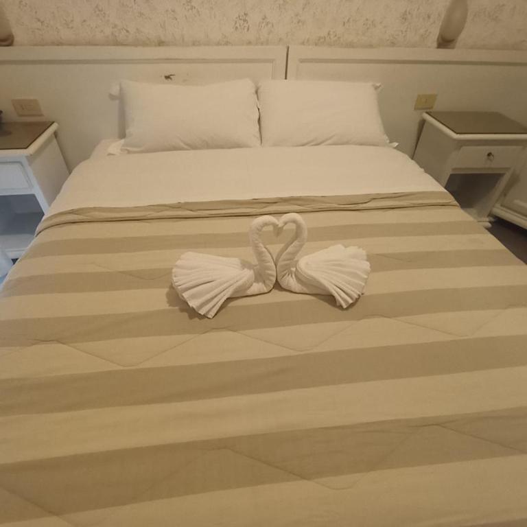 New H Marte 81 - Camera Matrimoniale Economy - 3