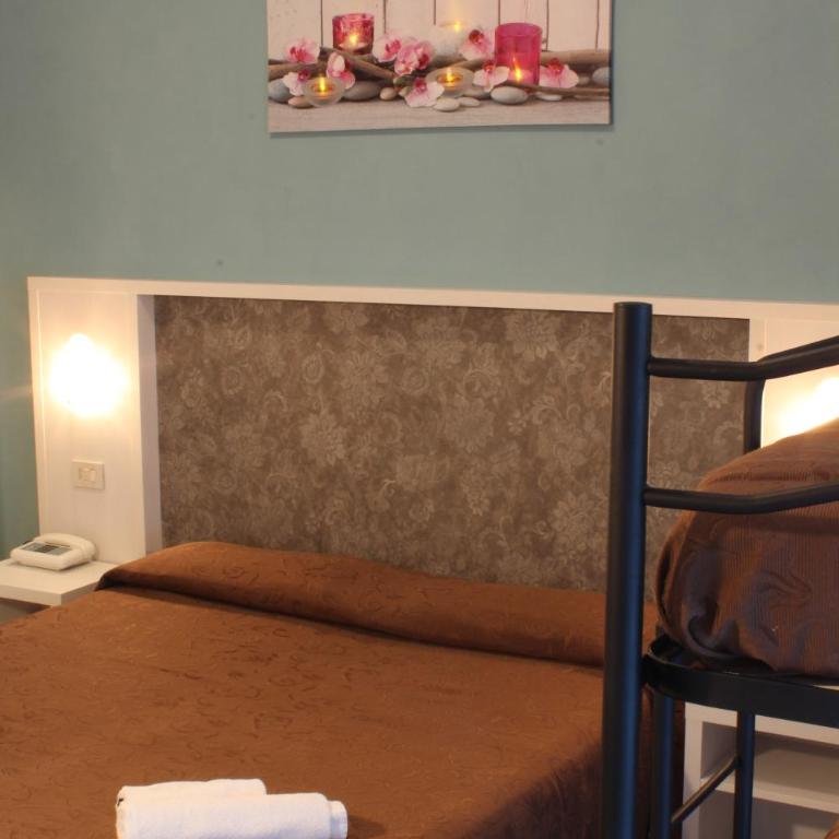 Hotel Senyor - Vierbettzimmer - 8