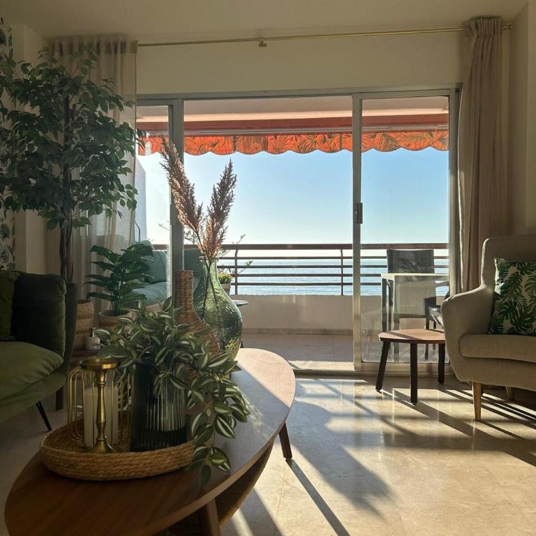 Vistas al mar y terraza Albufera - Two-Bedroom Apartment - 10