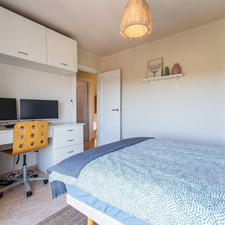 CYV 3 bedrooms, rooftop terrace magnificent views - Three-Bedroom Apartment - 14