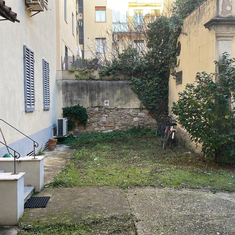 Via Venezia 10 - Renaissance - Historic Charm with Frescoes and Private Courtyard Parking in Florence Heart - Appartamento con 1 Camera da Letto - 27
