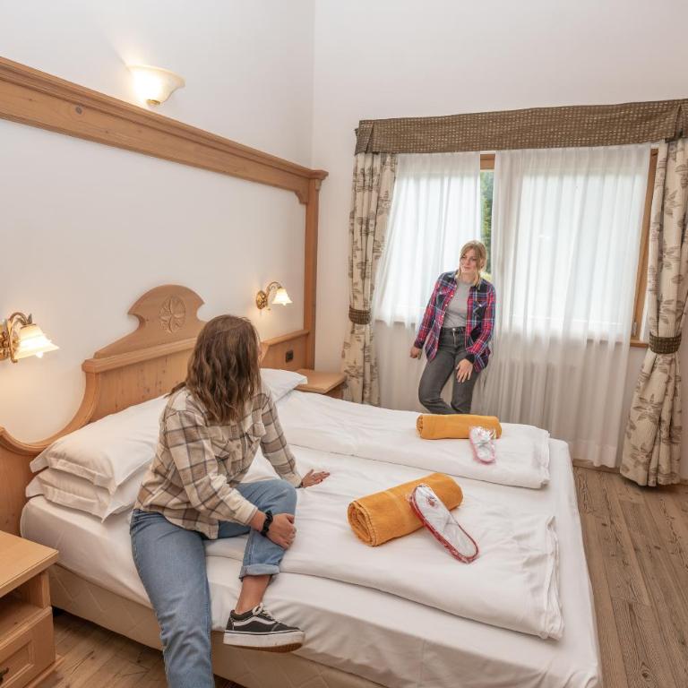 Wellness Hotel Lupo Bianco - Camera Deluxe Matrimoniale/Doppia con Letti Singoli - 3