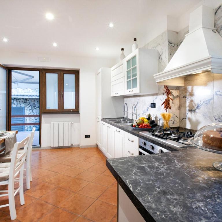 Appartamento in Villa vista Golfo, Jacuzzi privata - Two-Bedroom Villa - 88