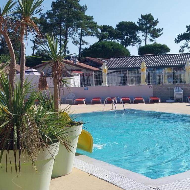 Un toit sur le bassin les Embruns - Mobile Home - 27