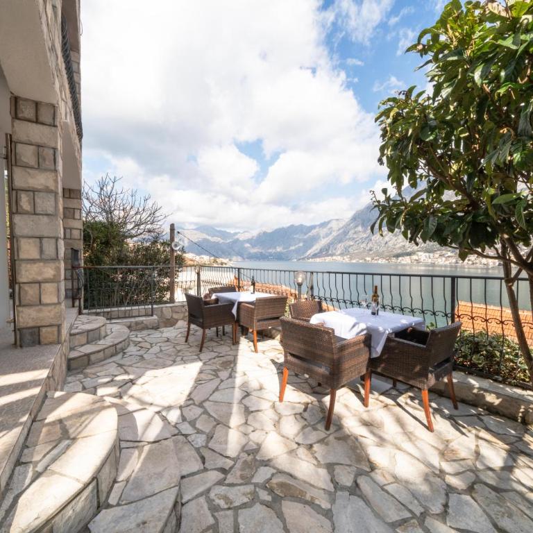 Apartments Vuković - Studio with Terrace and Sea View - 19