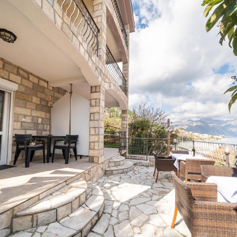 Apartments Vuković - Studio with Terrace and Sea View - 23