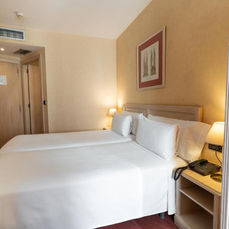 Sunotel Junior - Double Room - 4