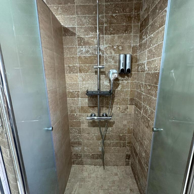 Modern 1BR Walk to Beach, Casino & Puerto Banús - Apartamento de 1 dormitorio - 22