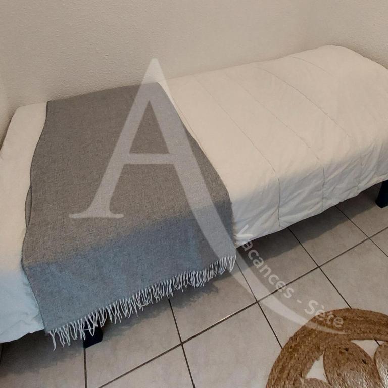 T3 avec terrasse, climatisation et parking - Apartment - 4