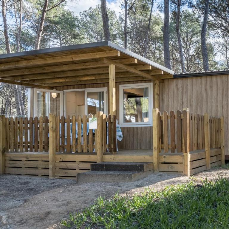 Camping Las Palmeras - Bungalow de 2 dormitorios Park&Pet (4-6 personas) - 1