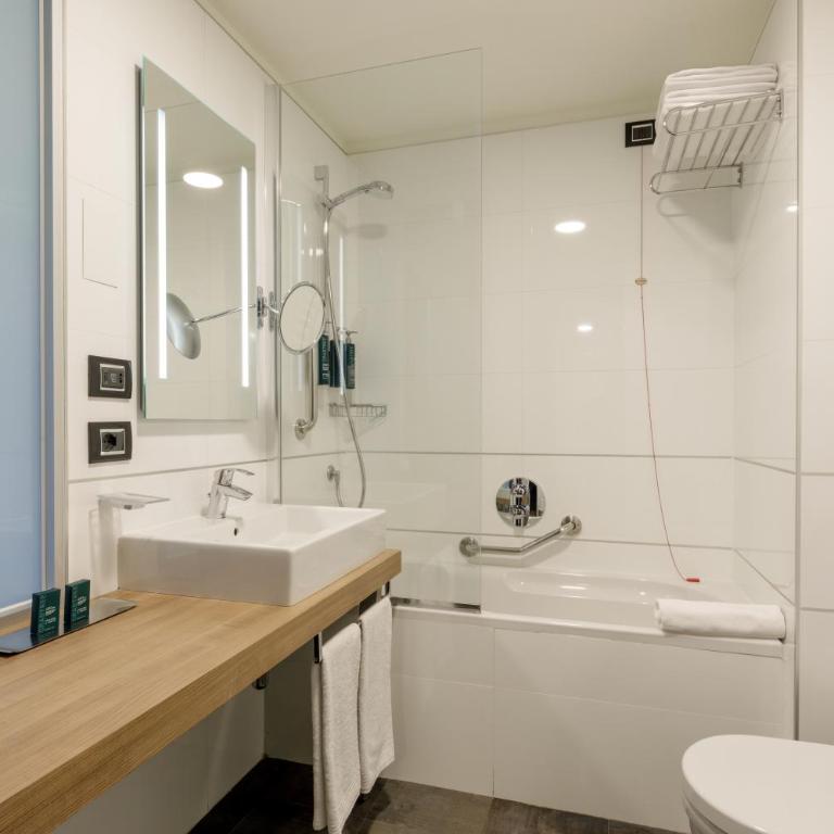 DoubleTree By Hilton Milan - Camera Doppia con Letti Singoli - 13