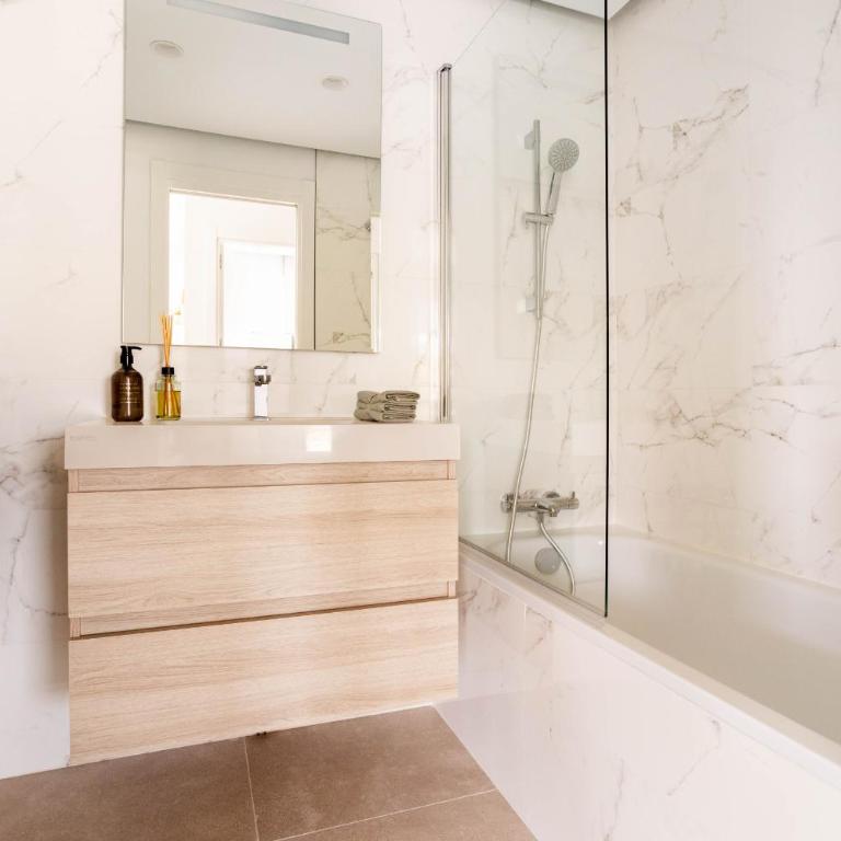 NewMad en Madrid - Two-Bedroom Apartment with Terrace IV - 11