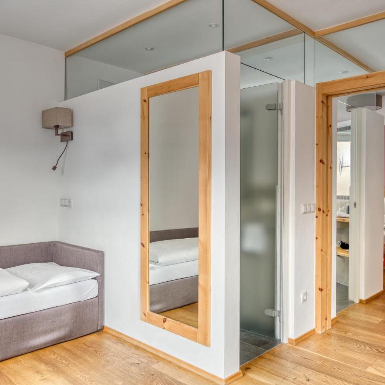 Hotel Berghaus Rosengarten - Culinary Hideaway - Suite mit Balkon - 5