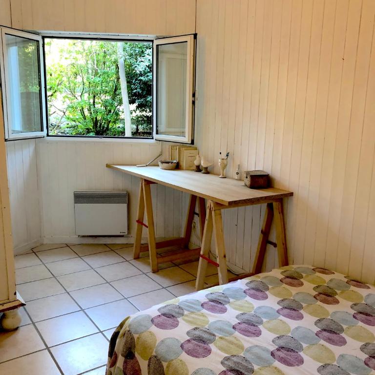 Charmante Villa en bois sur pilotis - Villa - 11