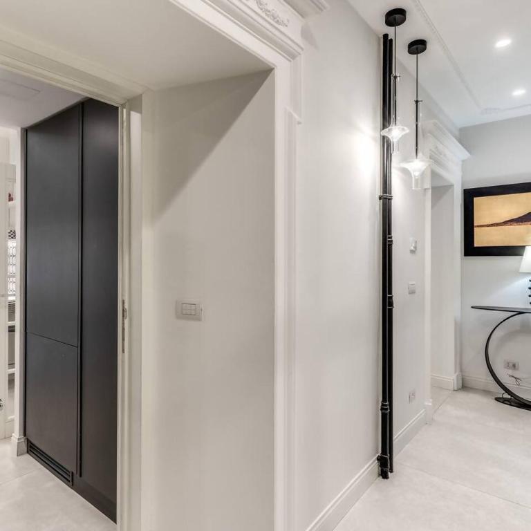 Luxury flat with terrace by historic center - Appartamento con 2 Camere da Letto - 7