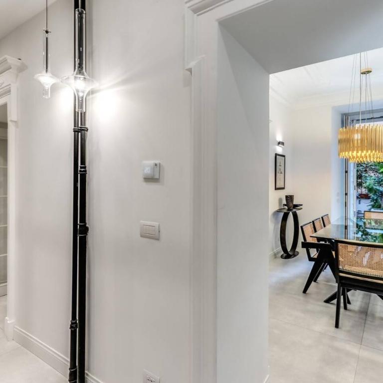 Luxury flat with terrace by historic center - Appartamento con 2 Camere da Letto - 11