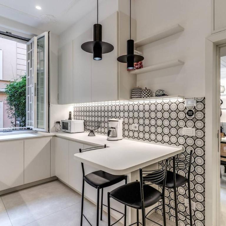 Luxury flat with terrace by historic center - Appartamento con 2 Camere da Letto - 13
