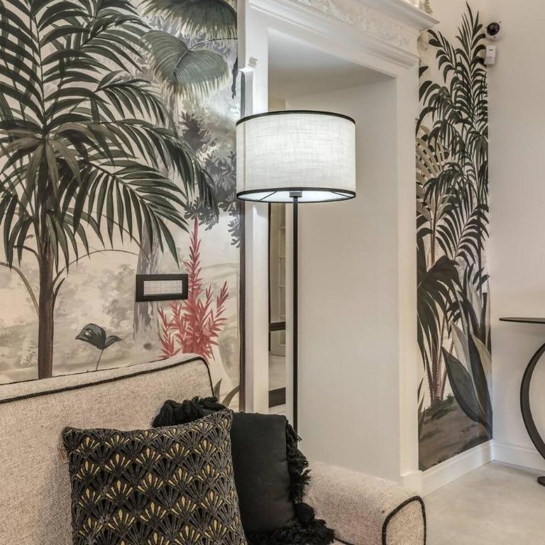 Luxury flat with terrace by historic center - Appartamento con 2 Camere da Letto - 24