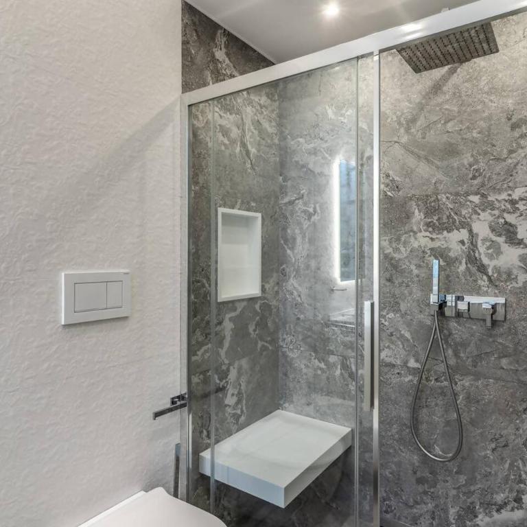 Luxury flat with terrace by historic center - Appartamento con 2 Camere da Letto - 42