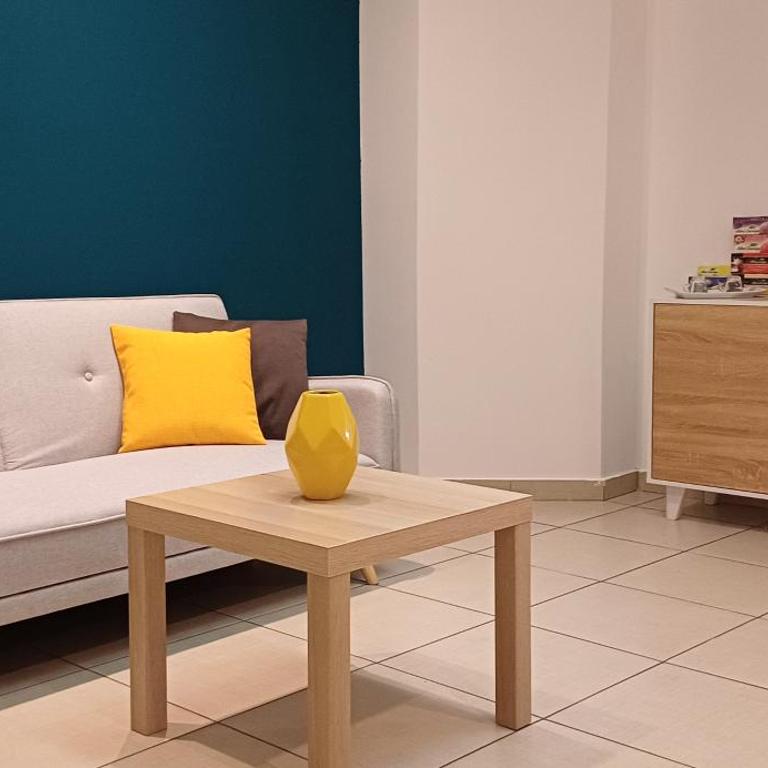 B&B Napoli Duomo - Double or Twin Room with Private Bathroom - 1