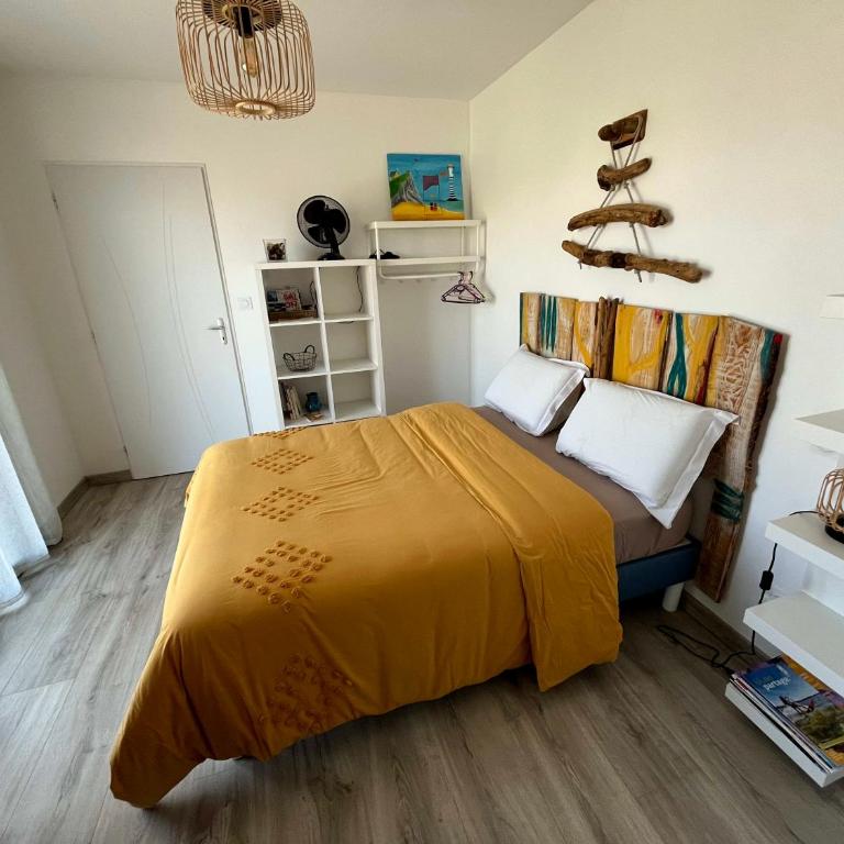 La chambre de Séraphine - Chambre Double avec Salle de Bains Privative - 2