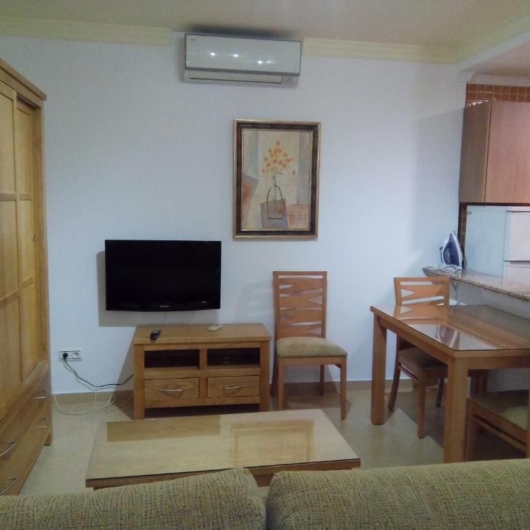 Apartamentos Turisticos Las Yucas - Budget Studio - 3