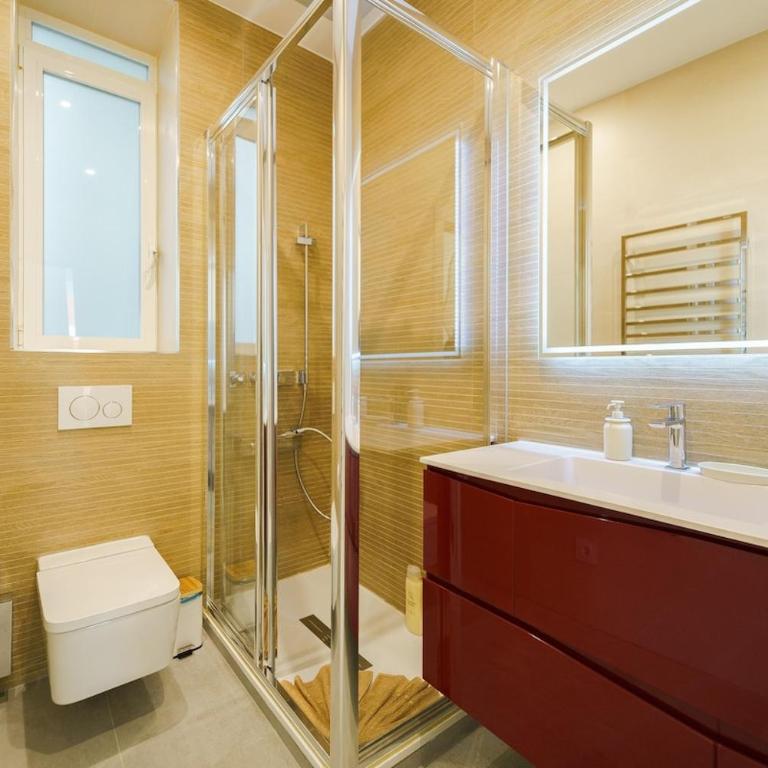 Exclusive temporary flat with central balconies Temporal AFI332D - Apartamento de 2 dormitorios - 45