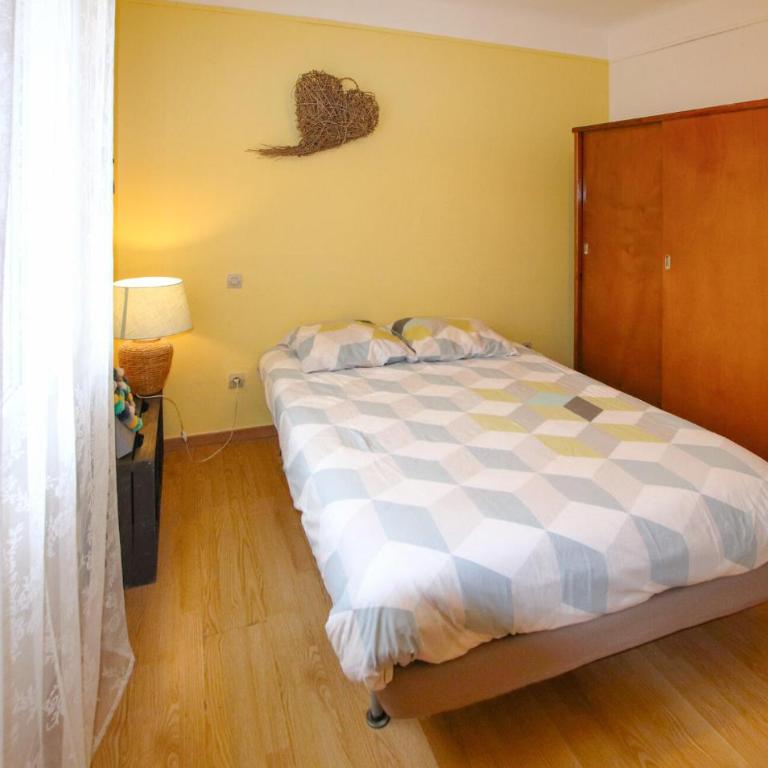 Gorgeous Apartment In Carpentras - Appartement 2 Chambres - 8