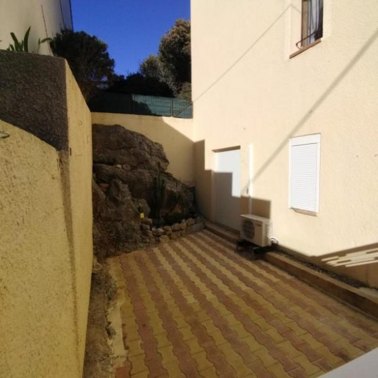 Appartement RDC avec terrasse- 3mn de la plage - Apartment mit 2 Schlafzimmern - 6