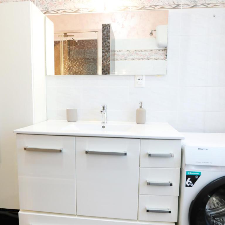 Unique Stay Torre Gaia - Apartment mit 2 Schlafzimmern und Balkon - 74