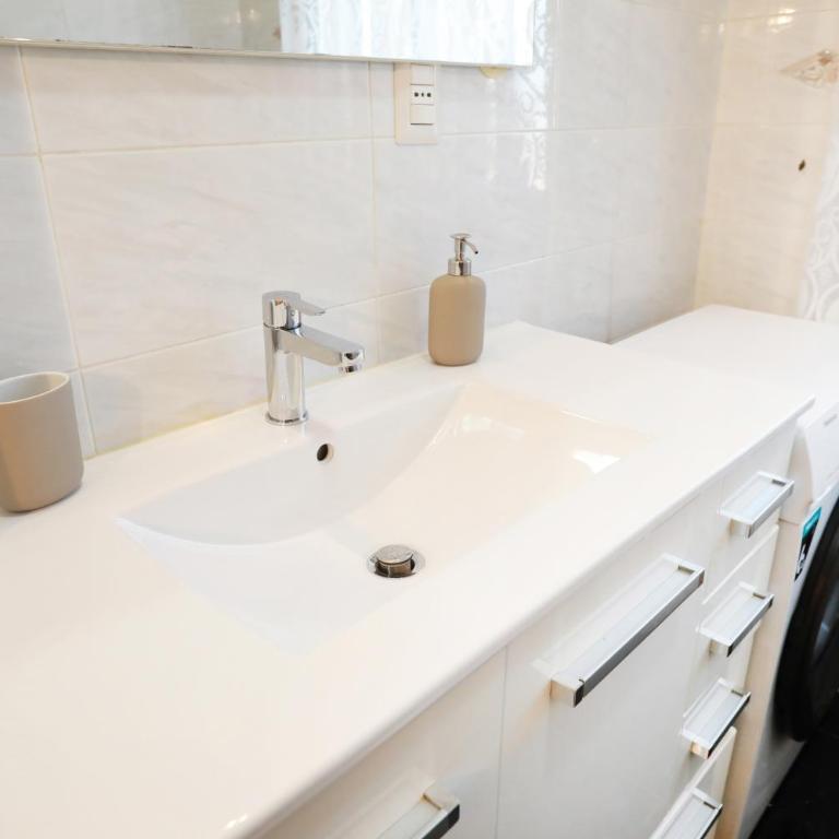 Unique Stay Torre Gaia - Apartment mit 2 Schlafzimmern und Balkon - 68